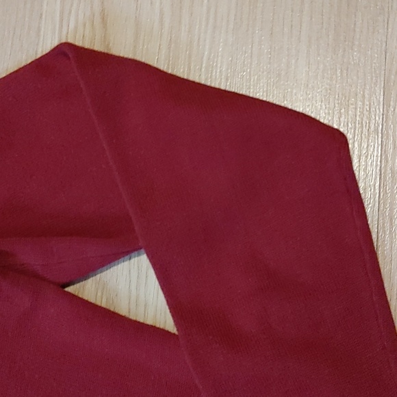 Van Heusen Sweater - Picture 5 of 6